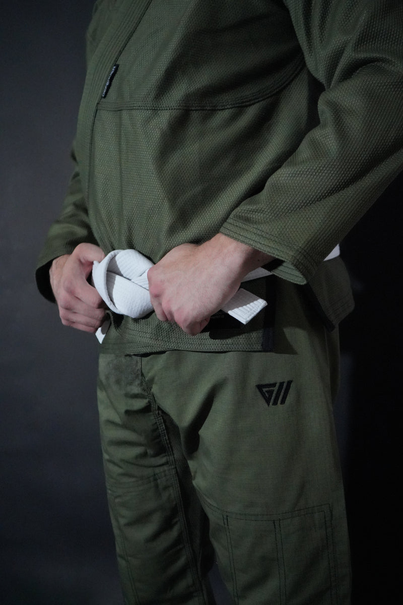 Load image into Gallery viewer, Defender Lightweight BJJ GI - Gee BJJ Kimonos
